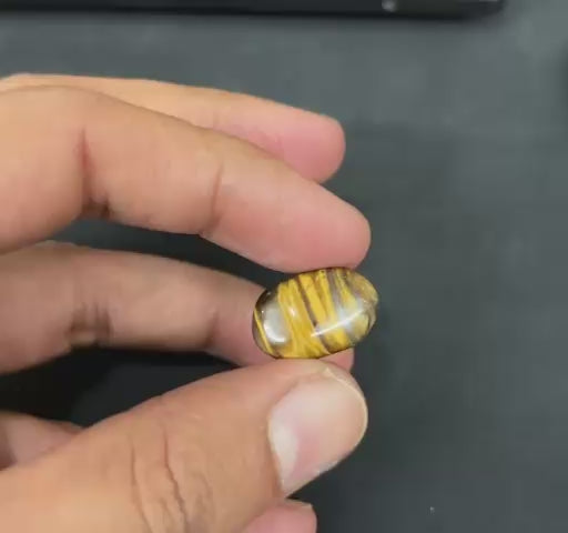 3.25 Ratti Tiger Eye With Lab Certificate,Body Weight=30 - 40 kg